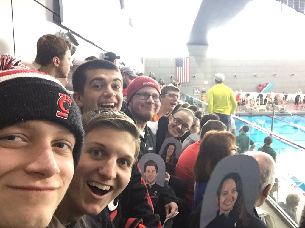 Wait we've found a 6th band member!! #TheUCBandIsDAMNSpirited <a href="/MenofMETRO/">Men of METRO</a> #METROSpiritCup