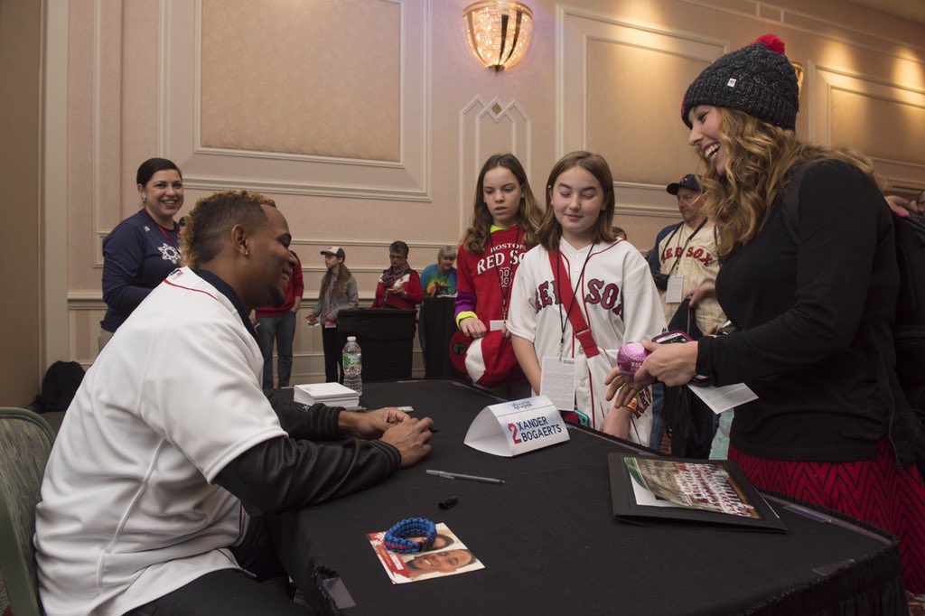 RedSox's tweet photo. Time to crush some #SoxWinterWeekend autographs with #Xman. 🖊 https://t.co/LstD1hmB4W