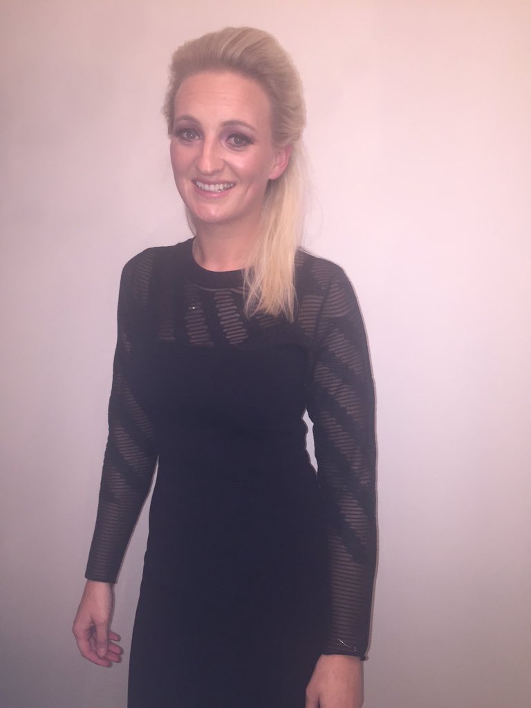 CharTMakeup's tweet photo. Another pretty face tonight #makeupartist#londonmua#kentmua#essexmua xxx https://t.co/tx3SLcjoev