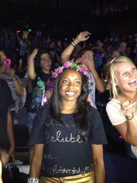 blackliebers's tweet photo. WE NEED MORE BLACK BELIEBERS FOR OLLG PLEASE!!! 👸🏽👸🏾👸🏿💜

@AllisonKaye @AlfredoFlores @scooterbraun @justinbieber https://t.co/7k7bdcSK7Q