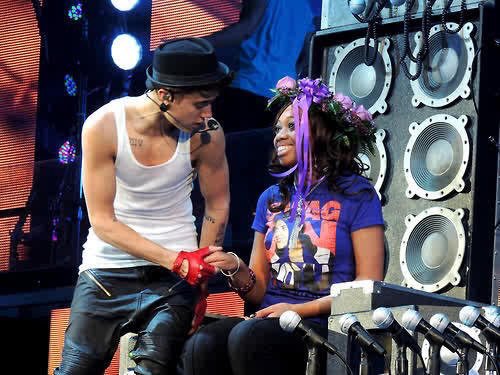 blackliebers's tweet photo. WE NEED MORE BLACK BELIEBERS FOR OLLG PLEASE!!! 👸🏽👸🏾👸🏿💜

@AllisonKaye @AlfredoFlores @scooterbraun @justinbieber https://t.co/7k7bdcSK7Q