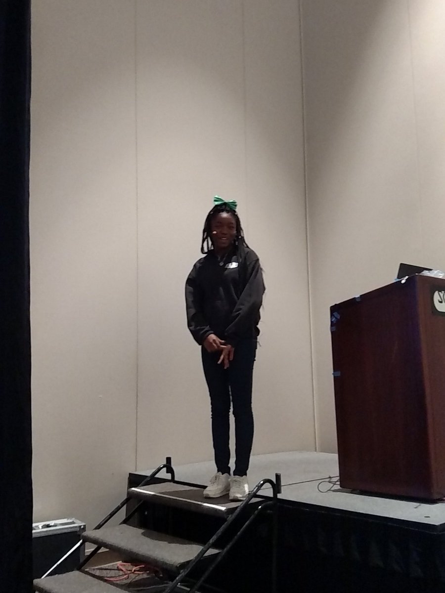 SilvrChariot's tweet photo. My sister Keila Banks presenting the "Automated Teen " #scale14x #goteambanks https://t.co/8cvDXrhwgK