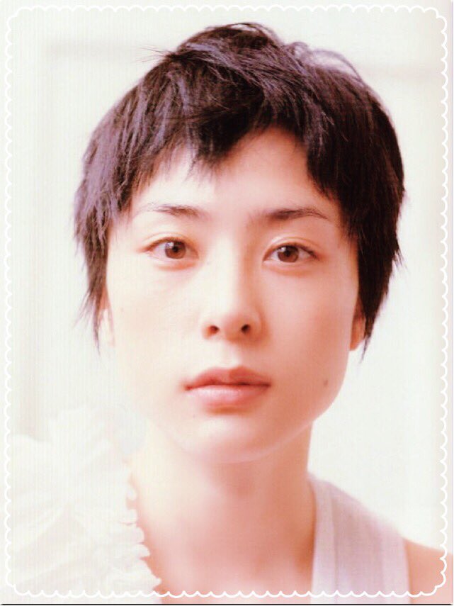 らぶこ ピクシーカット またはセシルカット ベリーショートとも云う 絶対自分には似合わないけど ずぅーっと憧れのヘアスタイル 日本人だと深津絵里さんみたいな 素敵だ T Co U4knb2b5rh Twitter