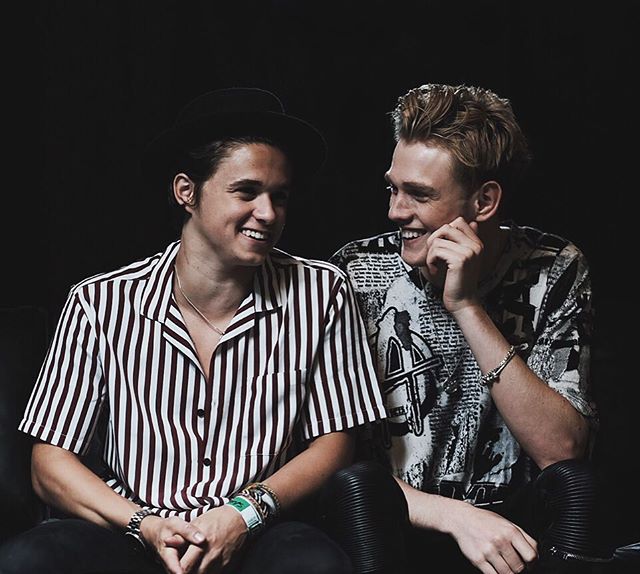 Tristan pegou o aspirador de casa e vestiu https://t.co/olSs0bJxrW<a href="/tag/bbb21"class="tags"><span>#bbb21</span></a><a href="/tag/forarodolffo"class="tags"><span>#forarodolffo</span></a>