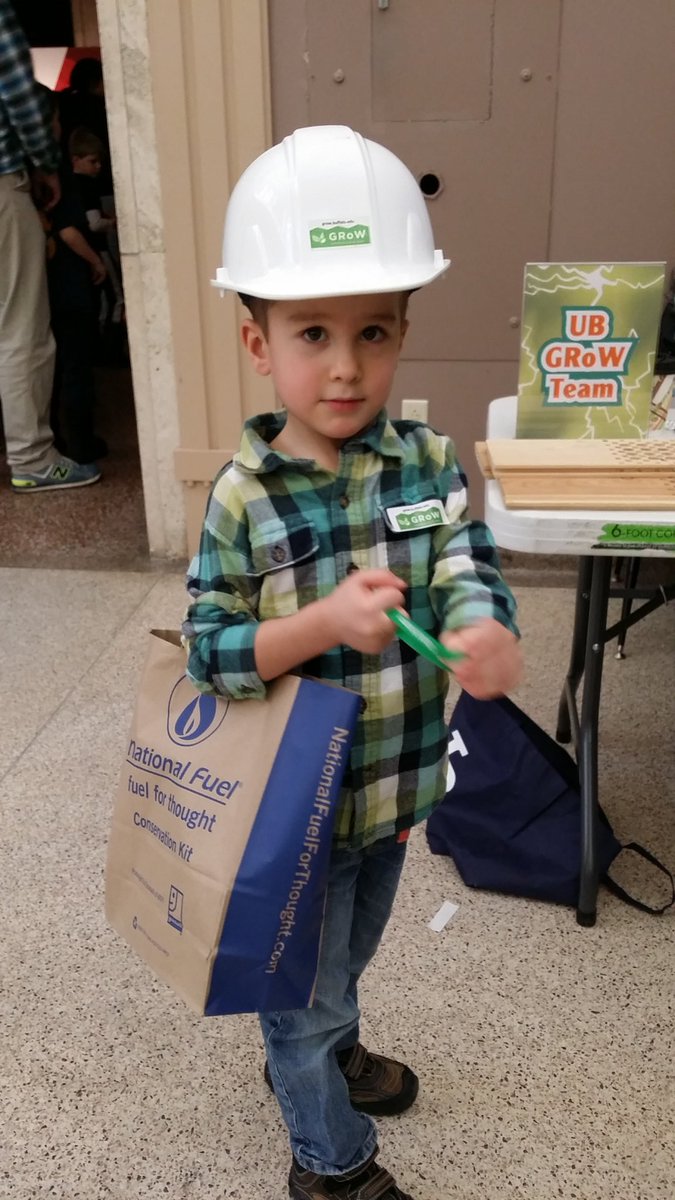 Join us at the <a href="/buffaloscience/">BuffaloMuseumofScience</a> today till 4pm!! 😆 #UBGRoWHome