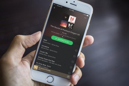 Spotify takes you "behind the lyrics" of your favorite songs. digitaltrends.com/music/spotify-…