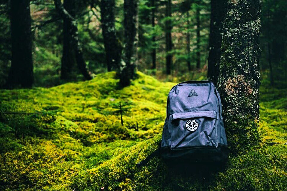 EASTCOASTLIFEST's tweet photo. Last day to RETWEET to win 2 mystery bags!! Draw tmw. Only 50 left online, SMALL- XXL with choice of bag for $99 🌊🌊🌊 https://t.co/TTja48KxUf