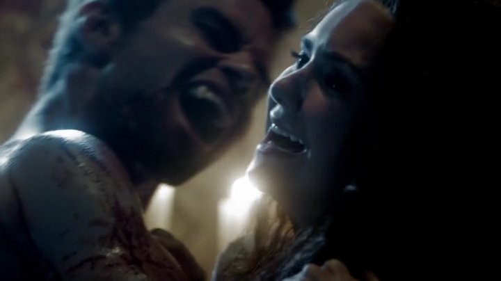 ninadobrevbr's tweet photo. #UPDATEGALLERY: Adicionamos capturas do episódio 2x05 de The Originals - https://t.co/fyiHhYkPIi https://t.co/HsWCkGH5wJ