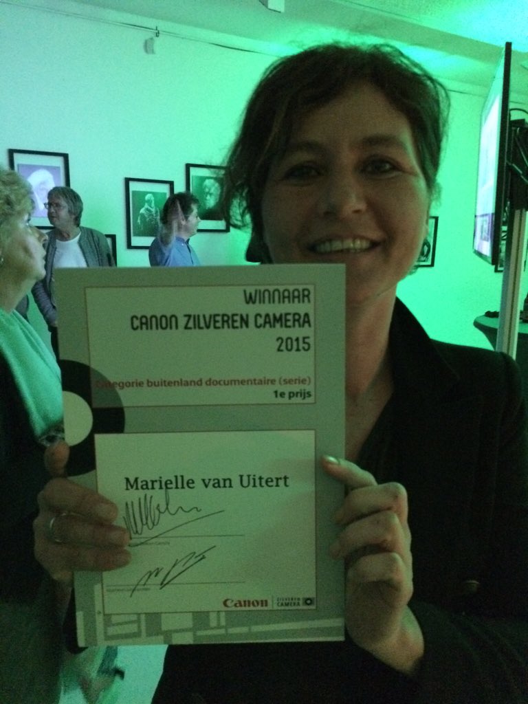 Waanzinnig gaaf: <a href="/MariellevUitert/">Marielle van Uitert</a> wint Zilveren Camera Buitenland Documentair met reportage El Salvador! #vebego