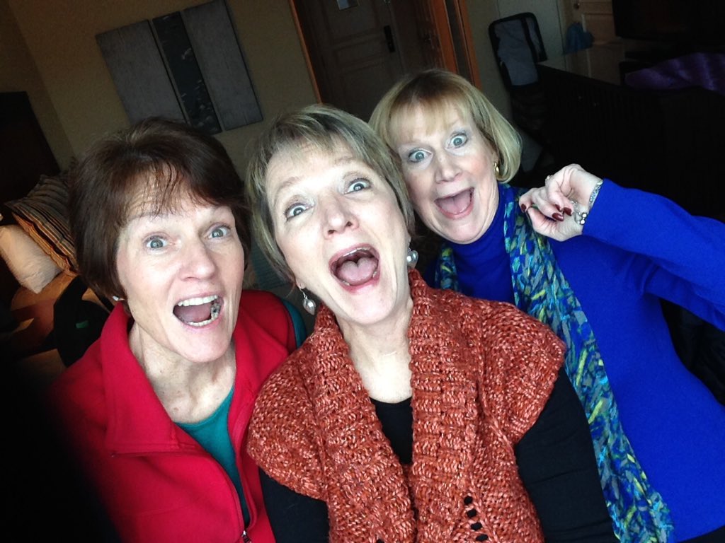 JeneneCraig's tweet photo. #WOFLovedTour https://t.co/lRdgp7GqGU