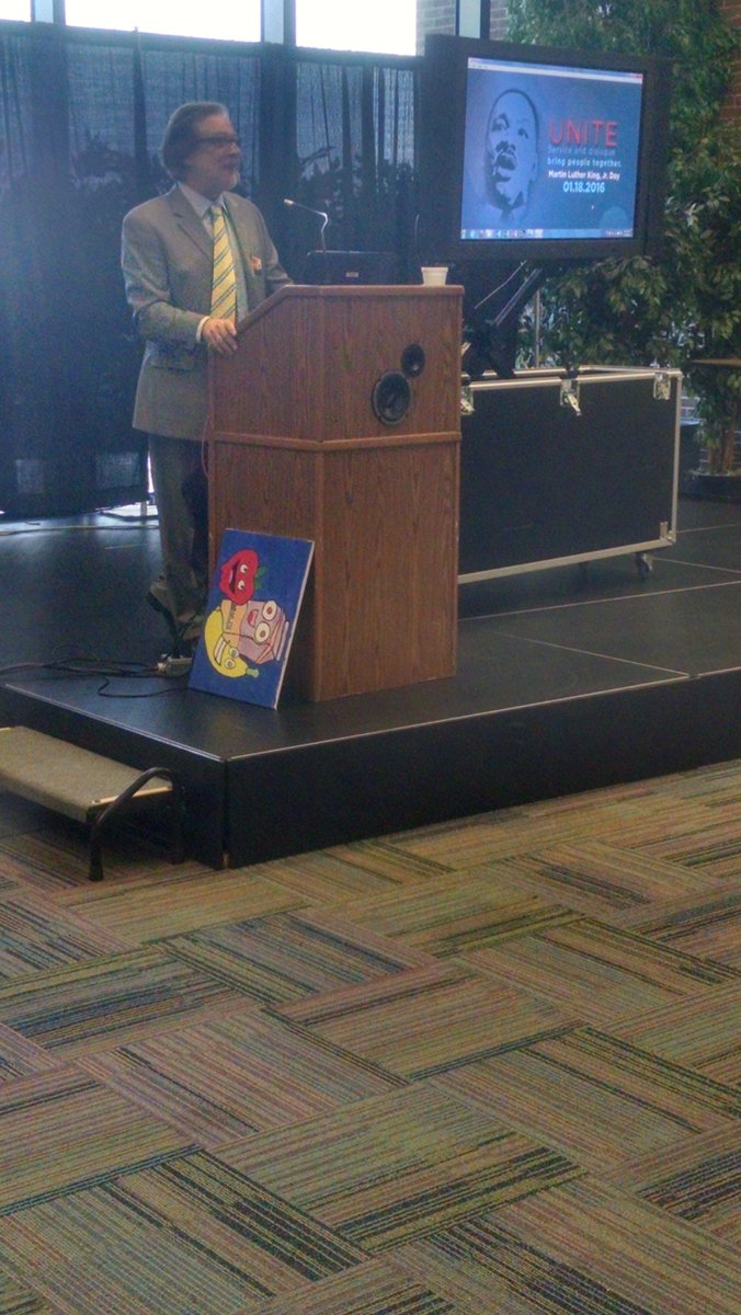 HOSCServes's tweet photo. @HarperCollege Prof DePalma "MLK's message is as powerful today as it was 50 years ago" #MLKDay2015 @IamServiceWorks https://t.co/QH9KBe2kH8