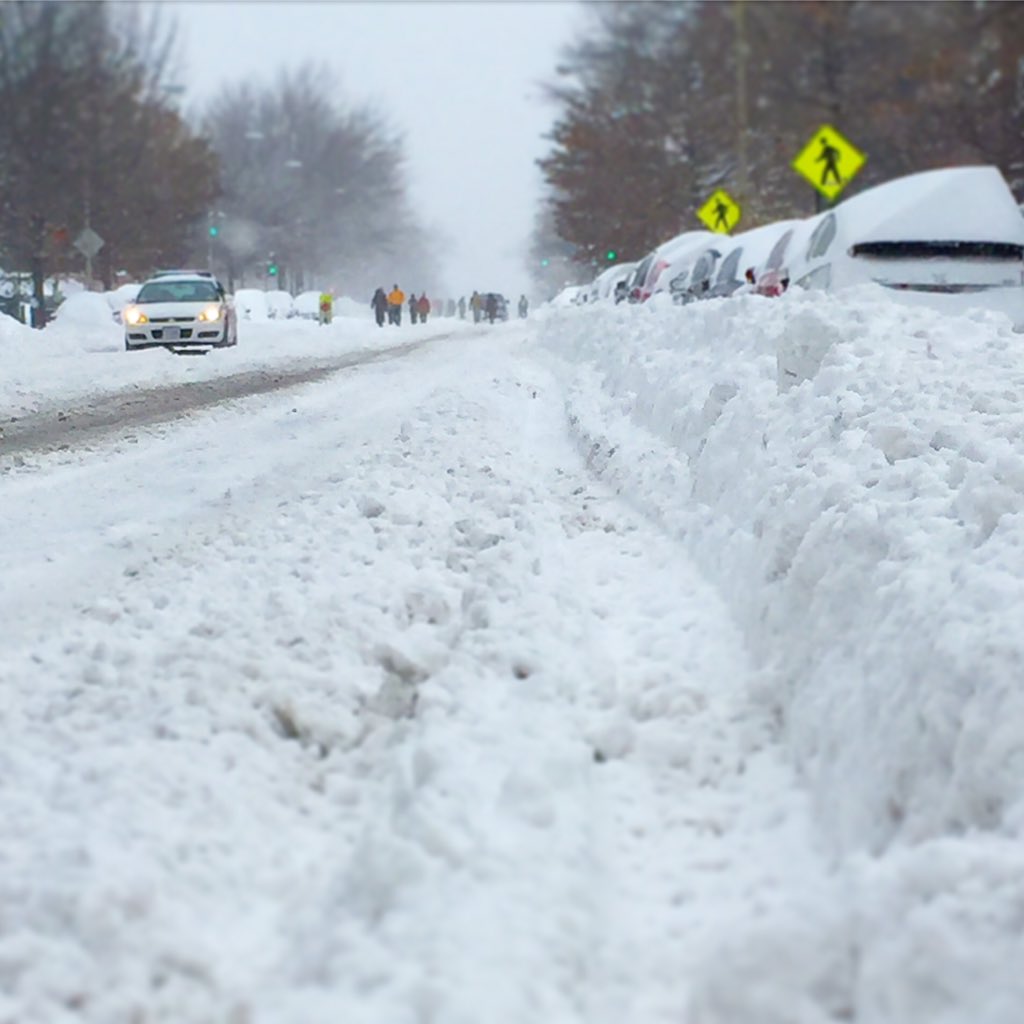 Chaddemo's tweet photo. 14th and Belmont St #dc #snowmaggedon2016 #Snowzilla @PoPville https://t.co/QIDE3E5C0d