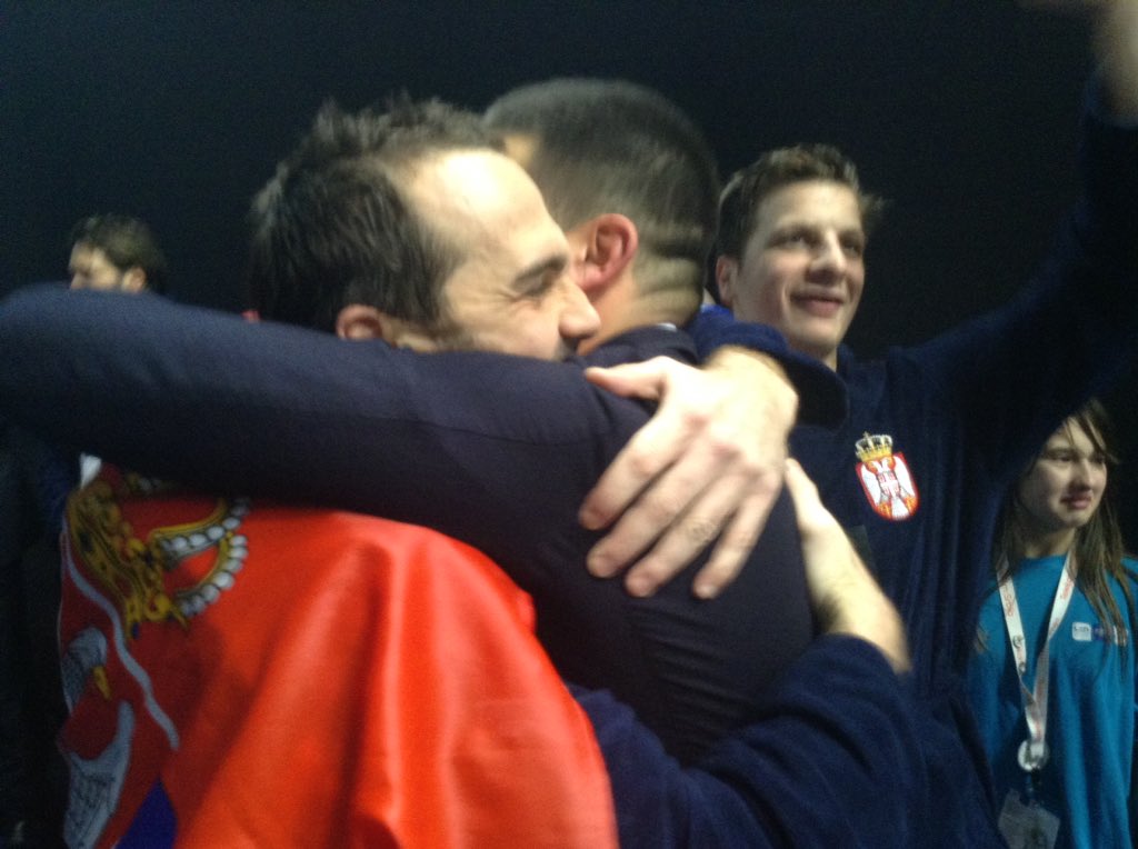 VanjaUdovicic's tweet photo. Бравооо момци! Ви сте наш понос! #Srbija #Belgrade2016 @belgrade2016 @WaterpoloSerbia https://t.co/jgGW0v5hCb
