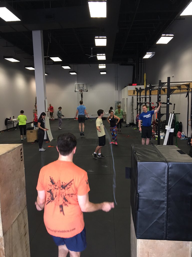 Thanks to <a href="/JumpNRope/">JUMPNROPE</a> for coming in and doing a double under seminar at Cfp today. Hopefully we can do this again!