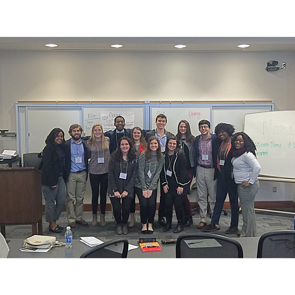 paigemfreeman's tweet photo. Shaping Leaders-UM Pulse 2016 #umpulse16 #moneyteam #cabbagemoney https://t.co/NPjVgG4jXD