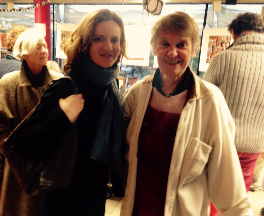 nk_m's tweet photo. Aux 10 ans du @moulinacafe (14e). Joie et convivialité, à l'image de ces années passées à animer et à rassembler. https://t.co/BeQnubgpKY