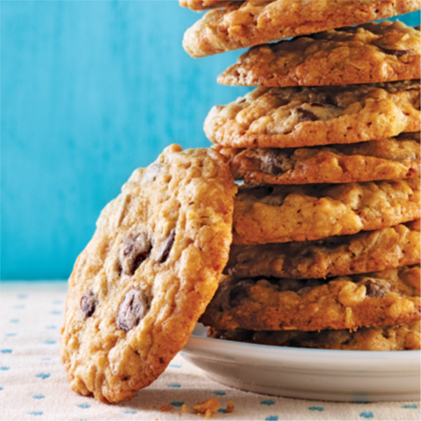 Todaysparent's tweet photo. Snack time? Make it special with these oatmeal chocolate chip cookies 🍪🍪🍪—> https://t.co/xb5X03W3B0 https://t.co/6NvtqfCzMO