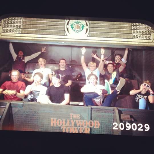 R5Family_Coder's tweet image. Hahahahahahaha @rockyR5 😂😂😂👏👏👏👏👏👏 #ElasticBoy 😅😅
I LOVE YOU ROCKY!!! 💚💚💚