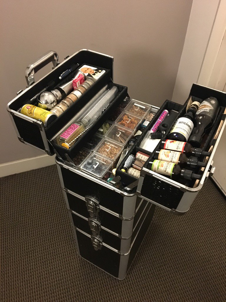 23 #Ginuary travelling suitcase is refuelled from today's <a href="/lokiwine/">Loki Wine</a> visit, Saturday night house entertaining for 24