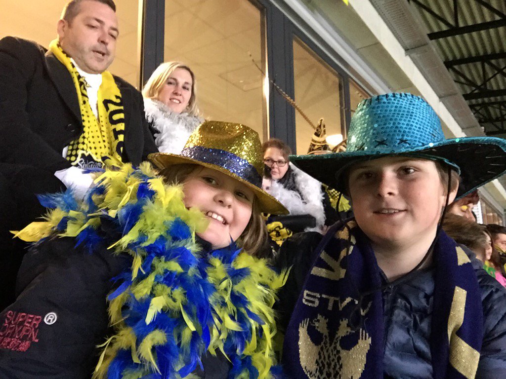 HamblokR's tweet photo. Komaan STVV #stvv https://t.co/5NhUgqWi0x