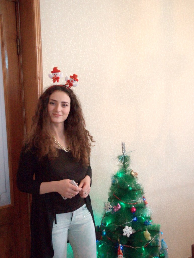 #pianotime #happydays #newyear 🎹🎹🎤🎤🎼🎼🎄🎄😍😍💌💌💌💕💎💎💝💝
