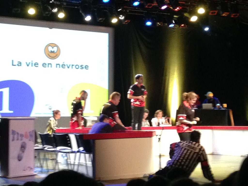 SourisseauY's tweet image. Chaude ambiance et salle comble au théâtre Chanzy à #Angers #titan4 @angerslima