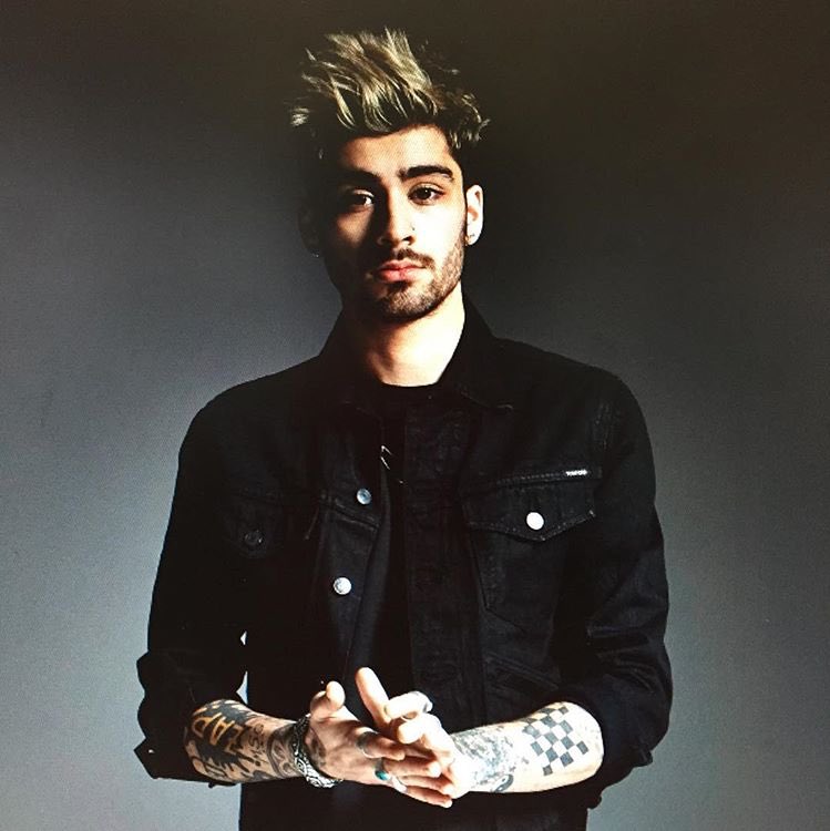 ZaynJMNews's tweet photo. #IG | louisquinze: "this sunday: a stunning, brooding young man with a great voice meets zayn malik 💋" https://t.co/7uddPAJik5