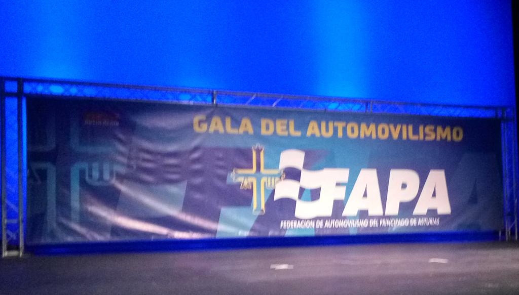 dxtasturiano's tweet photo. 143 premiados en la Gala del Automovilismo 2015 de @FAPASTUR . Excelente trabajo de todas las escuderías de Asturias https://t.co/As7jtQpbO2