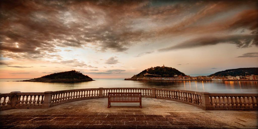 Zorionak Donostia! Desde hoy estrenamos la Capital Europea de la Cultura.Si podéis, no dejéis de visitarla #DSS2016