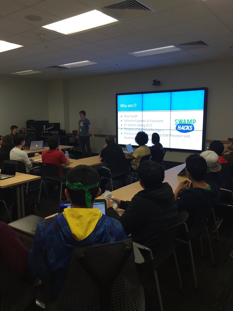 SwampHacks's tweet photo. Android Lightningโก๏ธ Talk going on right now! Get here. Now. Yes, now. #SwampHacks2016 https://t.co/pVxyjwixRb
