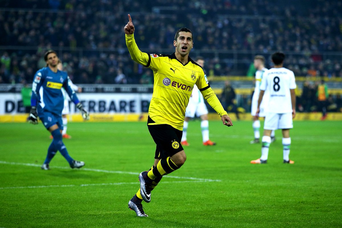 EuropaLeague's tweet photo. .@BVB eight points behind Bundesliga leaders as Marco Reus nets opener against former club in 3-1 win. #UEL https://t.co/2ZhuADjuqP
