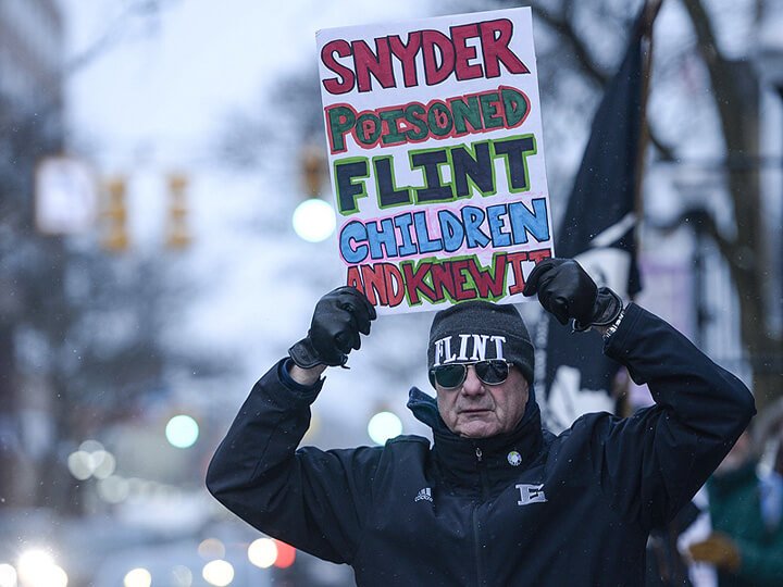 DickandSharon's tweet photo. Facing the Music in Flint https://t.co/6xkS671T1K #ChildrenPoisoned #FlintWaterCrisis #GovernorSnyder https://t.co/jW4OiBRKvZ