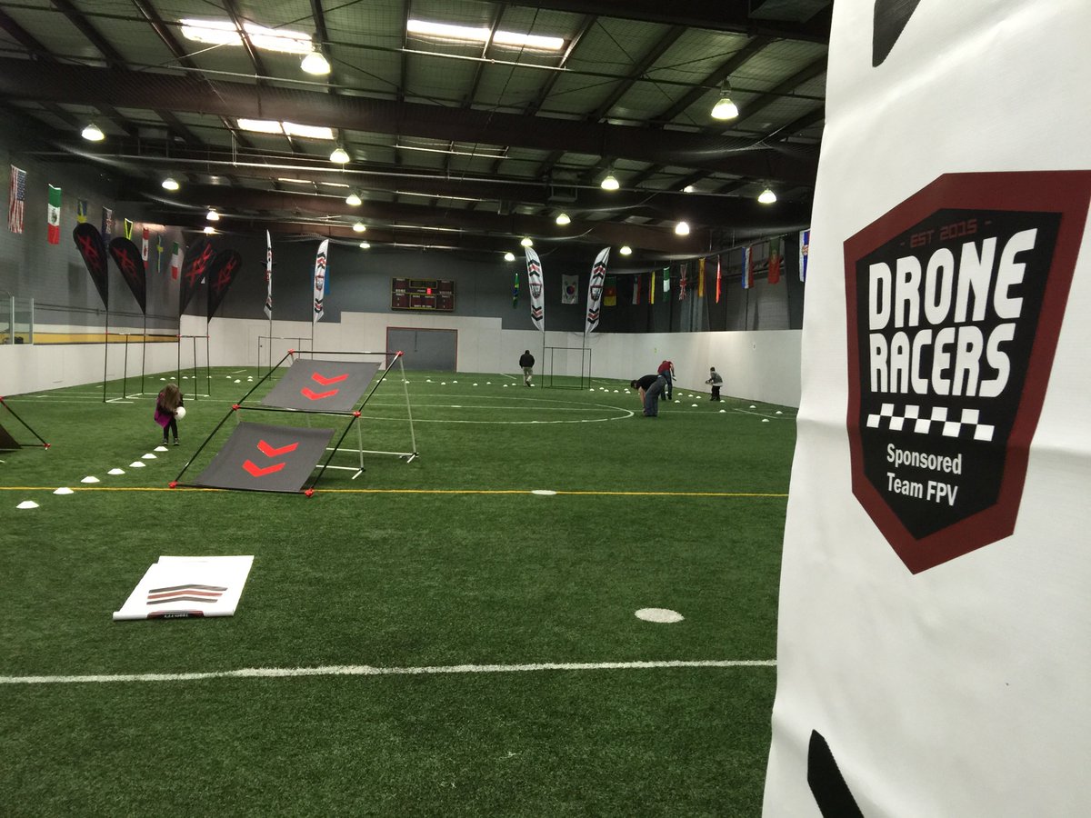 Venom_RC's tweet photo. Set up for acceler-8-tion is well under way! #venompowered #dronesofthefuture #droneracing https://t.co/IJaGUKhE9t
