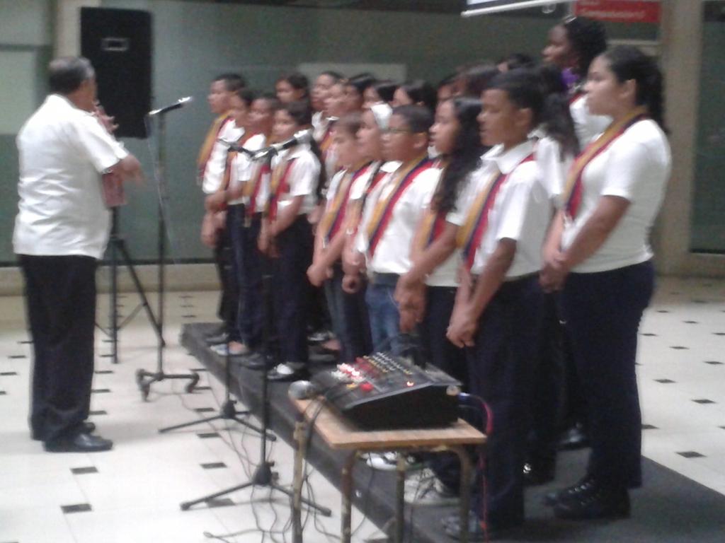 Presentación coro infantil @NúcleoOcumare Núcleo.Ocumare #ElSistemacumple40