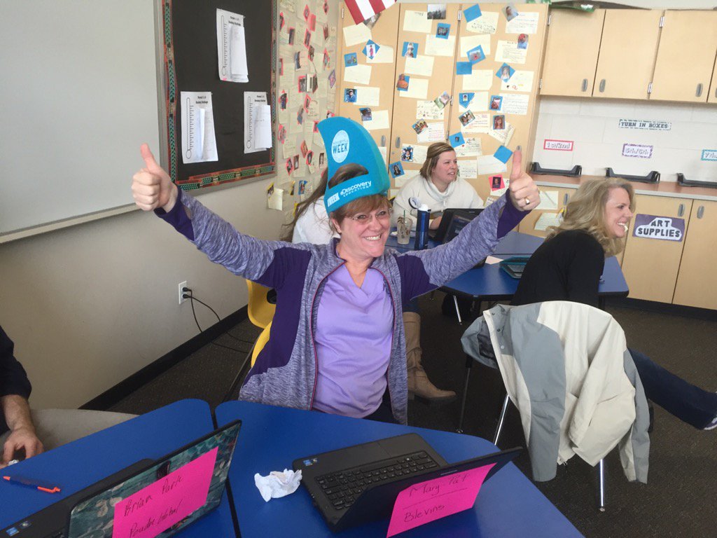 mfosterpsd's tweet image. #superpsd Mary Pat wins a Shark Week hat from the &quot;snowball Fight&quot; summary strategy! #teachtechPSD #strategy #edchat