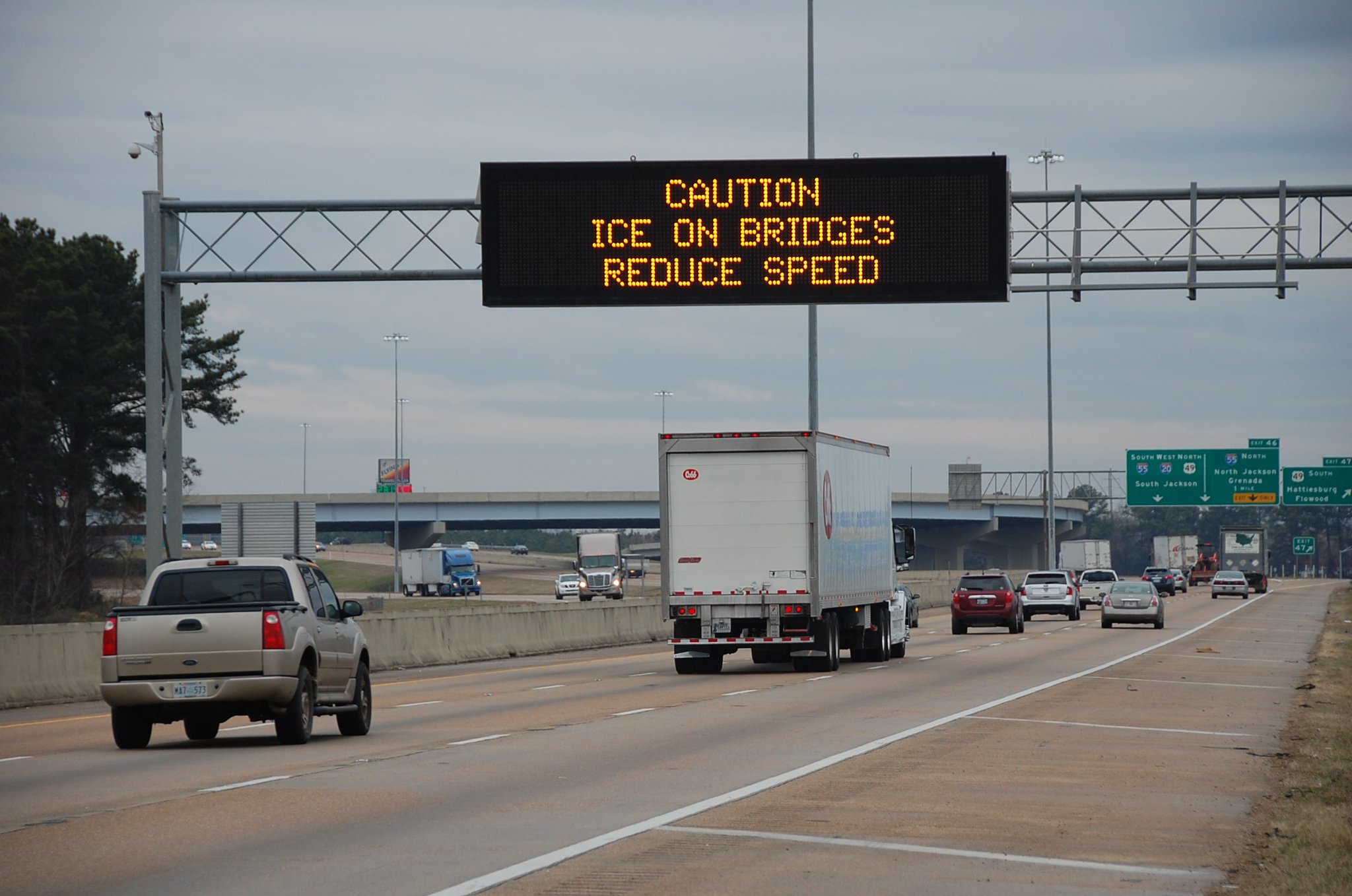 MDOT on Twitter "Be mindful of crews & traffic messages on MShwys