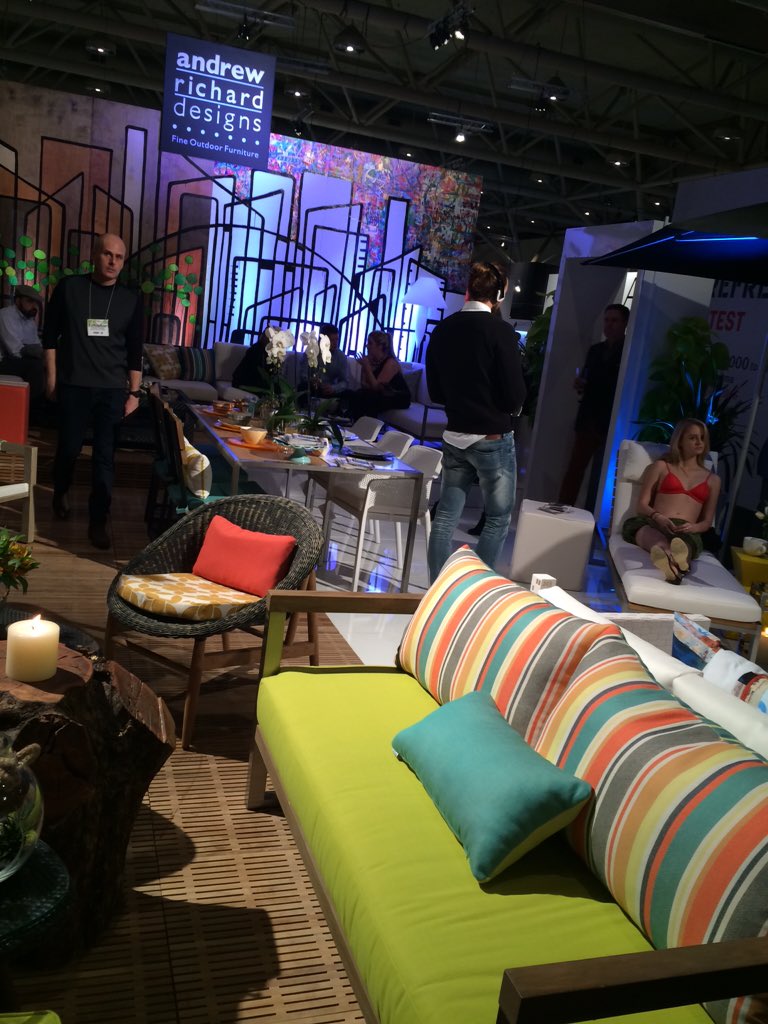 JonGauthier's tweet photo. @IDSToronto @ARD_Furniture Yup they definitely have thebest comfy spaces &amp; great looking furniture each year #IDS16 https://t.co/FPxQCKYyhJ