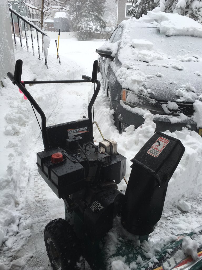 Steve_D_T's tweet photo. #jonasblizzard #OutsideMyWindowNJ https://t.co/MgTpWm9bzf