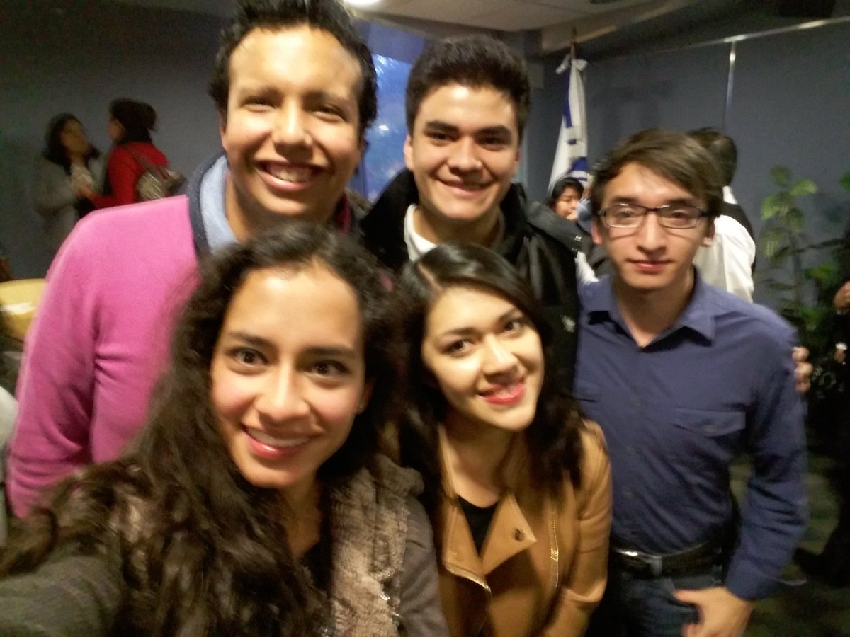 _AmbarReyes's tweet photo. En el taller de técnica legislativa de  @KevinRiosS y @ajcuauhtemoc ¡muchas felicidades! https://t.co/yNfvV2vJs4