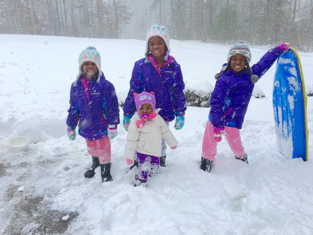 rich1911's tweet photo. #rvasnow The girls enjoying the snow out in Goochland!!! https://t.co/UbJIPQ5fPU
