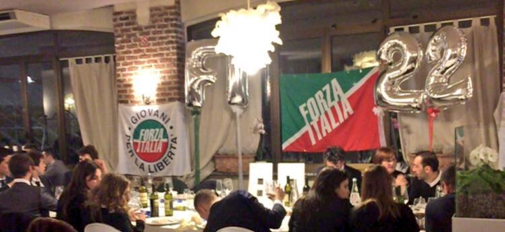 È appena arrivato il #Presidente @SBerlusconi15 !! Tantissimo affetto ed entusiasmo per #UnicoLeader!! #NoiConte!!