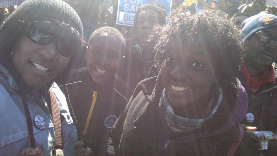 STL4Bernie's tweet photo. :  #STL4Bernie #MarchForBernie #BernDownTheLoop #FeelTheBern https://t.co/zYwz8NPP0Q