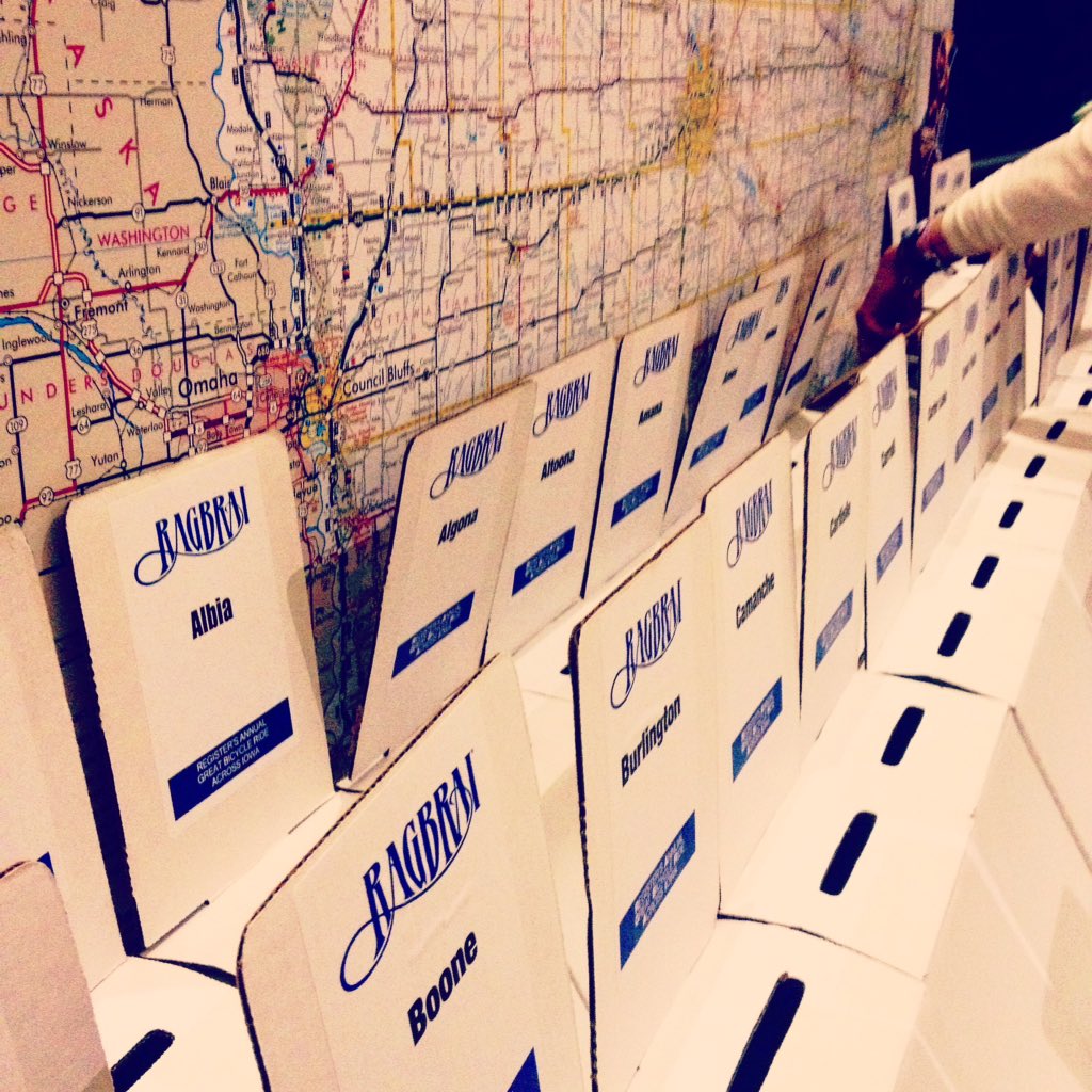 RAGBRAI_IOWA's tweet photo. Guess the towns. Where do you think #RAGBRAI is heading in 2016? https://t.co/HJ1XFXz0Ae