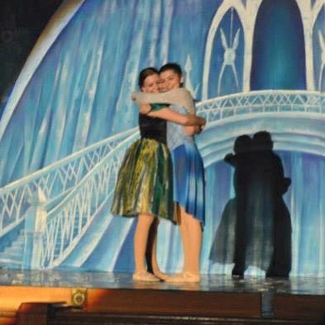 spotlightdf's tweet photo. Do you wanna build a snowman? #spotlightdancefactory #sdf #frozen https://t.co/tKq6Kx0VGO