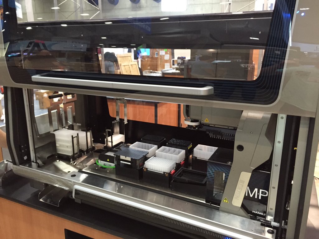 MsCrystalNimbus's tweet photo. Feels great to be out of the box! #SLAS2016 #HamiltonRobotics https://t.co/UyRPiGC9X3