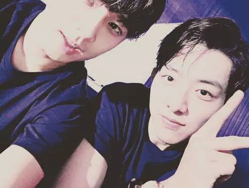 fncentboys's tweet photo. Jaejin &amp; Jungshin https://t.co/2VJw9x5Kvr