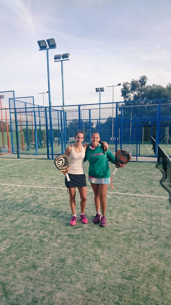 brendita90's tweet photo. Ganamos cuartos de la Clasificación de la Copa Andalucía! Mañana semis!💪💪🎾🎾 @padelissimo @si_padel @KaittExcellence https://t.co/ZMLrR8SAvT