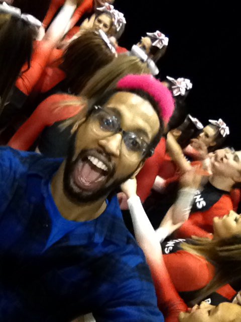 FrostFestCheer's tweet photo. #Selfie with the Carleton Ravens! 💙❄️⛄️🎀 #FrostFest16 https://t.co/ODaqczLIup