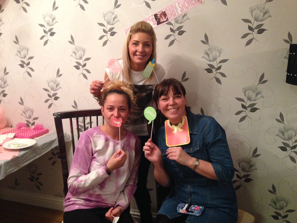 jodiemc84's tweet photo. 💗Baby Shower Time💗 https://t.co/PsnIsSnli3
