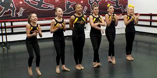 Fifthharmony116's tweet photo. I Nominate @DanceMoms for #KCA2016 #FavoriteRealityShow @NickelodeonTV #DanceMoms https://t.co/ssFkiX0U4y
